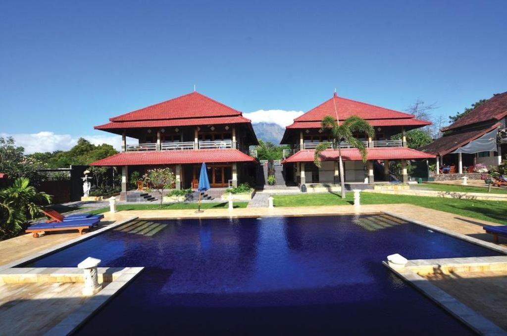 Tulamben Wreck Divers Resort & Restaurant מראה חיצוני תמונה