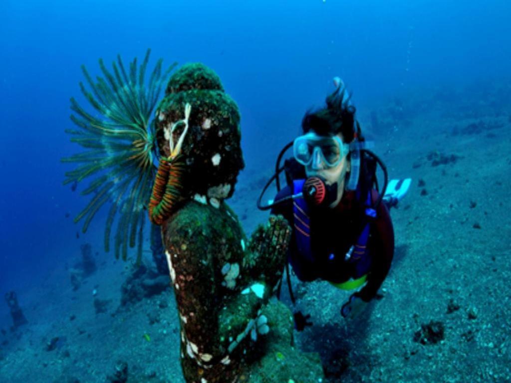 Tulamben Wreck Divers Resort & Restaurant מראה חיצוני תמונה
